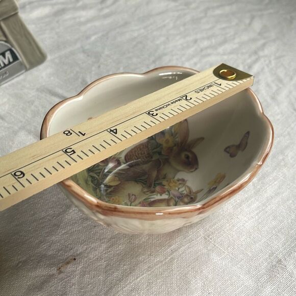 Cracker Barrel Easter Traditions all purpose bowl bunnies flowers scalloped edge - Picture 4 of 6